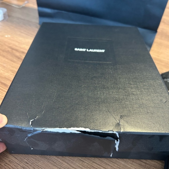 YSL purse. Please see pics for detailed views of wear - Picture 3 of 10